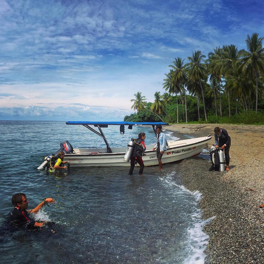 Pristine Paradise Dive Resort Una Una Pulau Unauna Esterno foto
